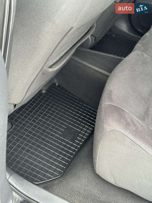 Хэтчбек Nissan Leaf 2013 в Дрогобыче