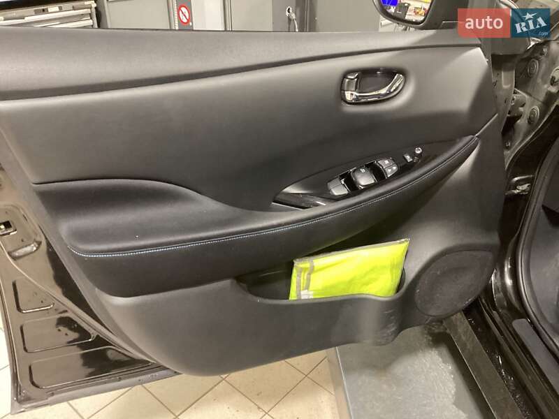 Хэтчбек Nissan Leaf 2019 в Харькове