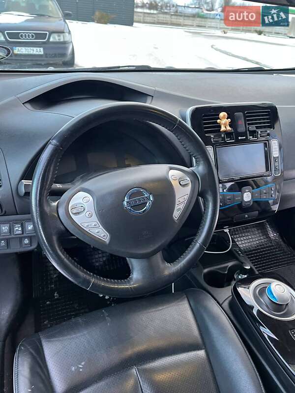 Хэтчбек Nissan Leaf 2017 в Луцке