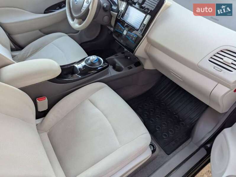 Хэтчбек Nissan Leaf 2013 в Одессе фото 8 Хэтчбек Nissan Leaf 2013 в Одессе