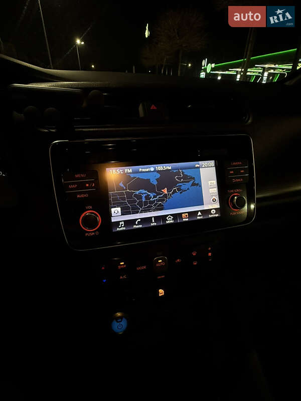 Хэтчбек Nissan Leaf 2017 в Тернополе