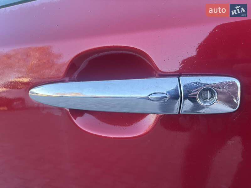 Хэтчбек Nissan Leaf 2014 в Владимире