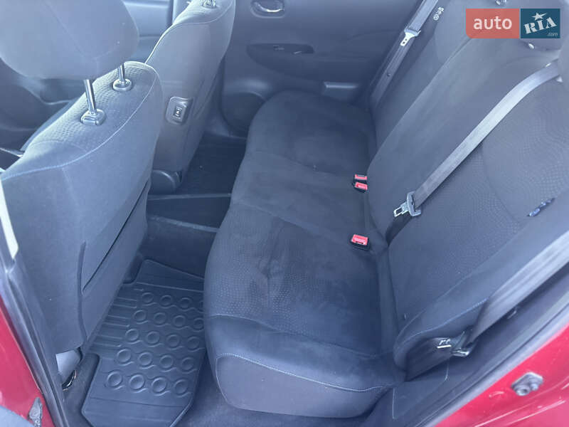 Хэтчбек Nissan Leaf 2014 в Владимире