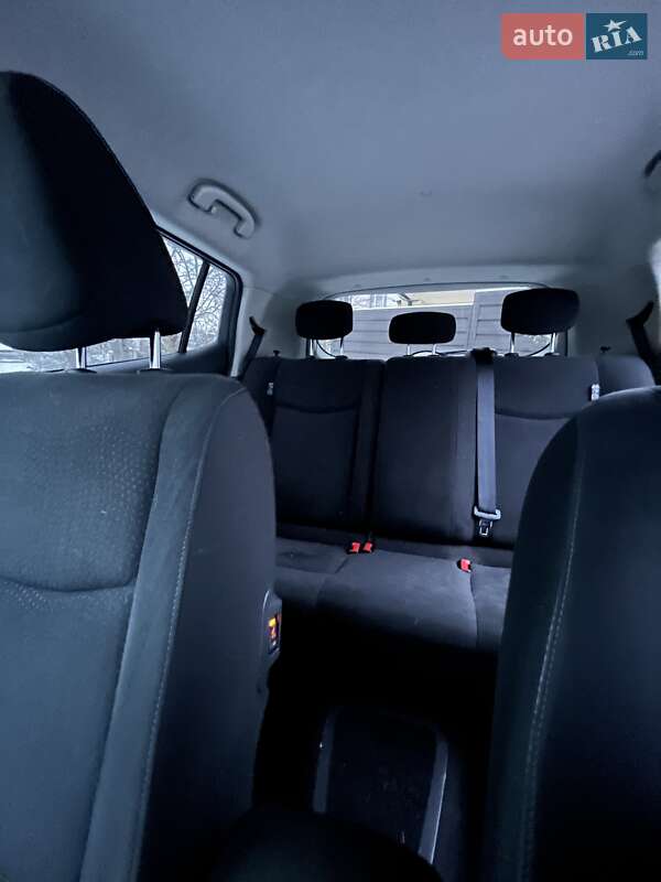 Хэтчбек Nissan Leaf 2016 в Виннице