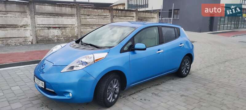 Хетчбек Nissan Leaf 2013 в Івано-Франківську фото Хетчбек Nissan Leaf 2013 в Івано-Франківську