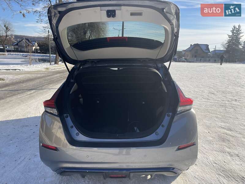 Хэтчбек Nissan Leaf 2018 в Львове фото 28 Хэтчбек Nissan Leaf 2018 в Львове