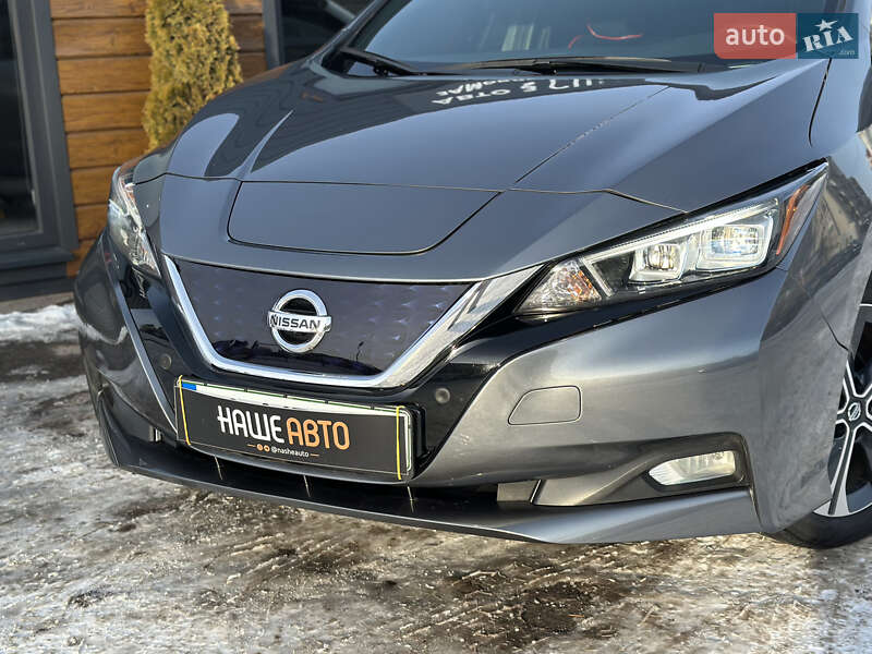 Хэтчбек Nissan Leaf 2022 в Шептицькому