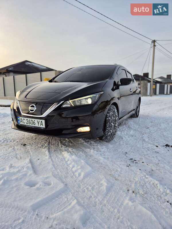 Хэтчбек Nissan Leaf 2018 в Луцке