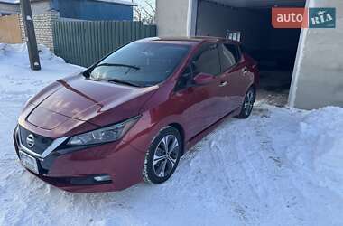 Хетчбек Nissan Leaf 2018 в Шостці