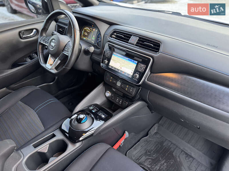 Хэтчбек Nissan Leaf 2018 в Ивано-Франковске фото 47 Хэтчбек Nissan Leaf 2018 в Ивано-Франковске