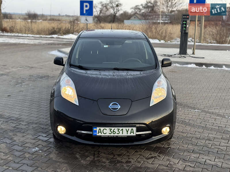 Хэтчбек Nissan Leaf 2016 в Владимире