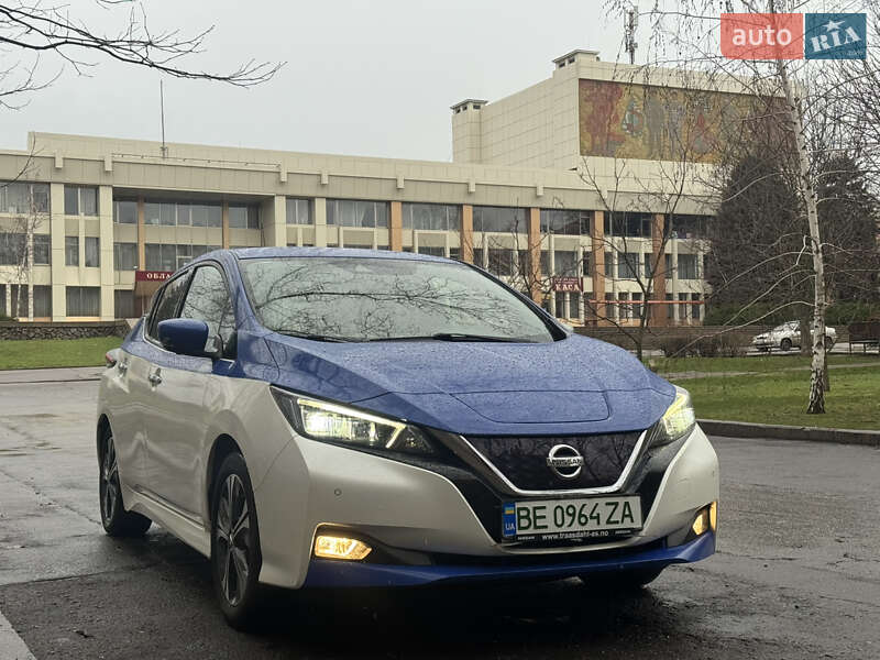 2018 Nissan Leaf, VIN SJNFAAZE1U0005465:plate — фото 1 (autoria)