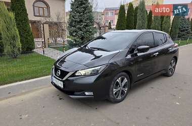 Хетчбек Nissan Leaf 2018 в Білгороді-Дністровському