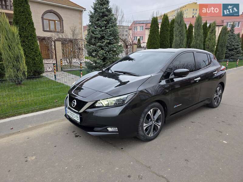 2018 Nissan Leaf, VIN SJNFAAZE1U0018254:plate — фото 1 (autoria)