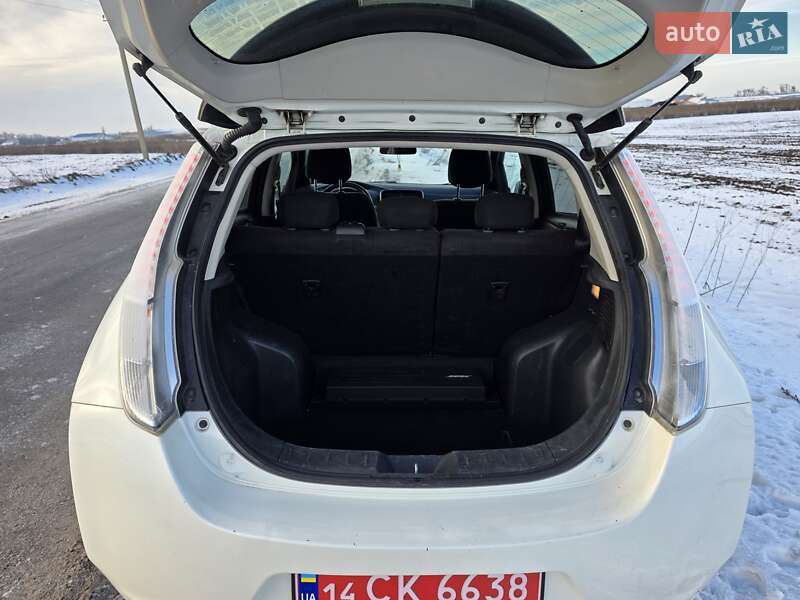 Хэтчбек Nissan Leaf 2016 в Ахтырке фото 16 Хэтчбек Nissan Leaf 2016 в Ахтырке