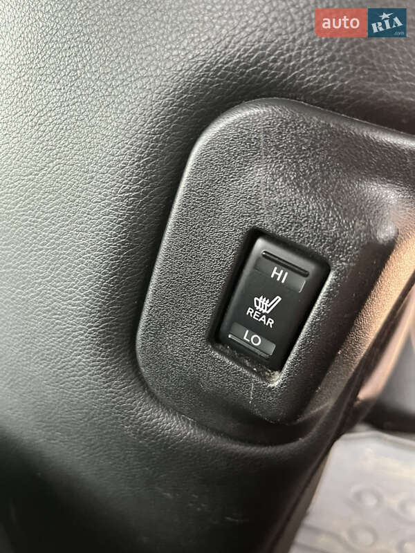 Хэтчбек Nissan Leaf 2014 в Полтаве