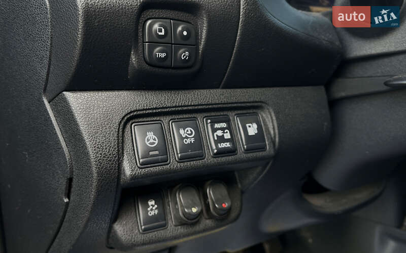 Хэтчбек Nissan Leaf 2014 в Коломые