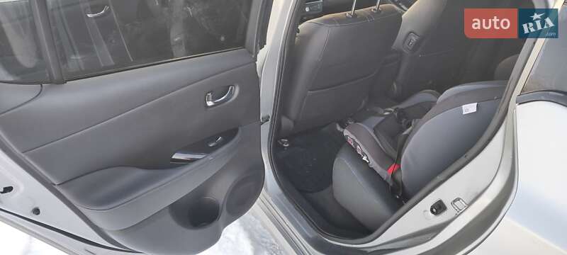 Хэтчбек Nissan Leaf 2018 в Харькове