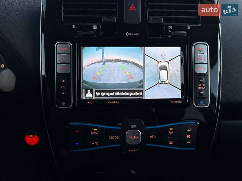 Хэтчбек Nissan Leaf 2017 в Львове