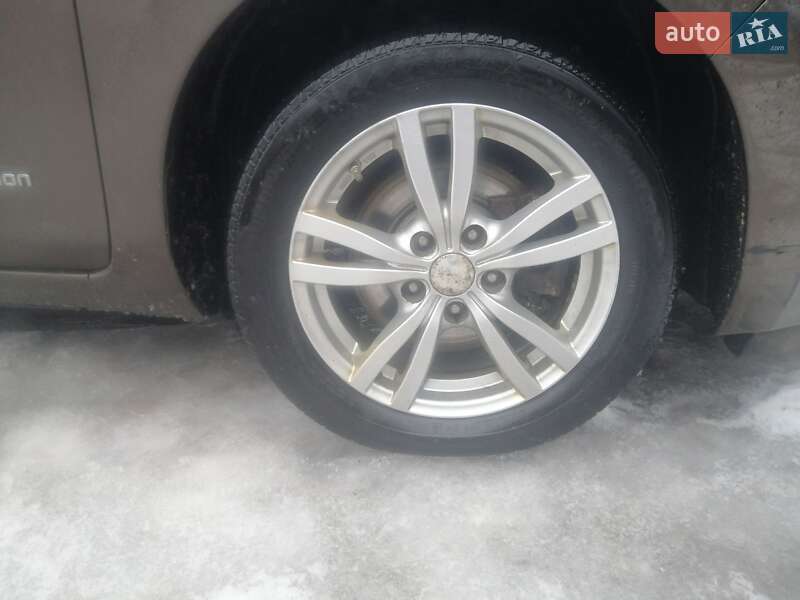 Хэтчбек Nissan Leaf 2016 в Харькове