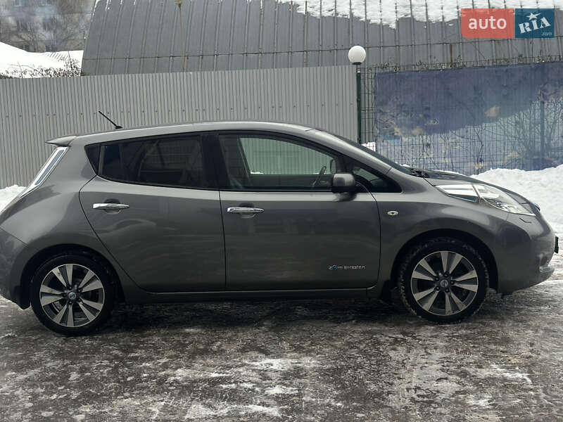Хэтчбек Nissan Leaf 2014 в Житомире фото 5 Хэтчбек Nissan Leaf 2014 в Житомире