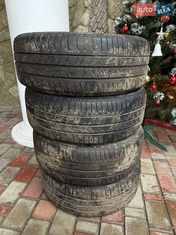 Хэтчбек Nissan Leaf 2017 в Умани