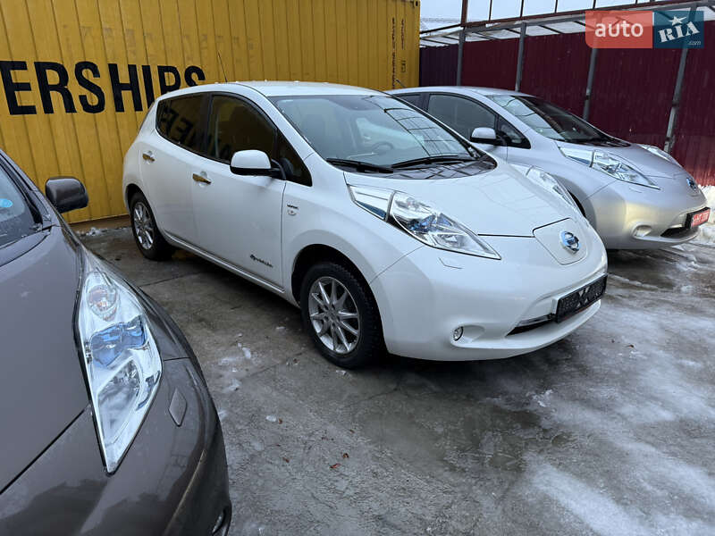 Хэтчбек Nissan Leaf 2017 в Умани