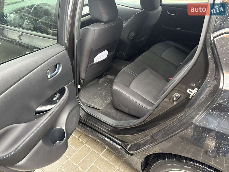 Хэтчбек Nissan Leaf 2018 в Каменском