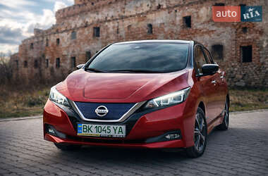 Хетчбек Nissan Leaf 2020 в Львові
