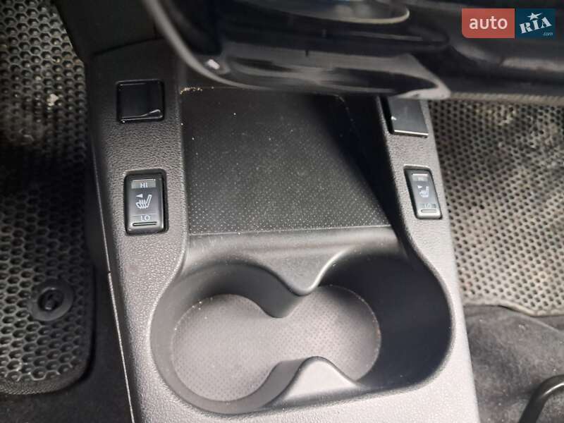 Хэтчбек Nissan Leaf 2013 в Одессе