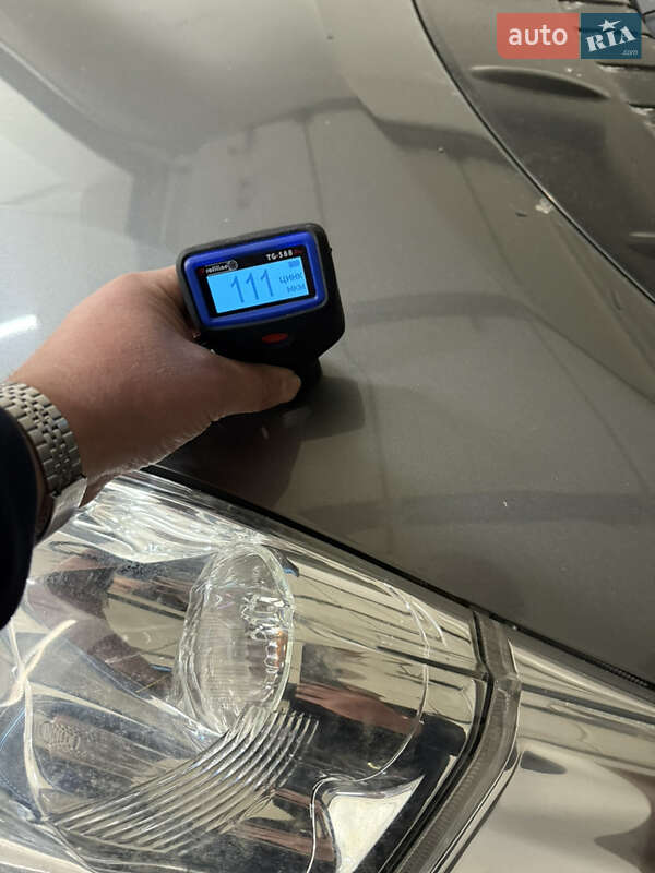 Хэтчбек Nissan Leaf 2014 в Умани