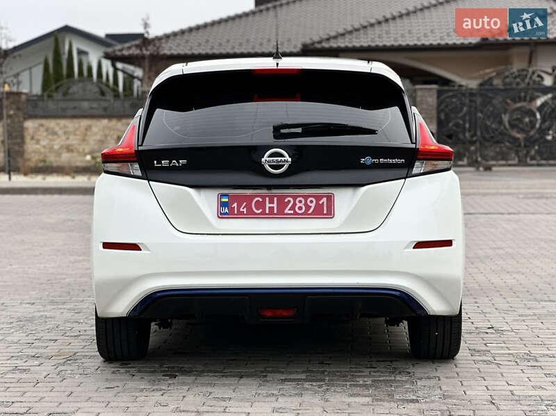 Хэтчбек Nissan Leaf 2019 в Ровно