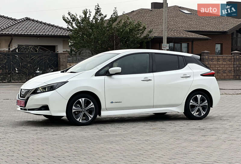 Хэтчбек Nissan Leaf 2019 в Ровно