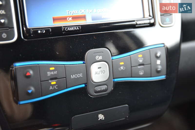 Хэтчбек Nissan Leaf 2016 в Луцке