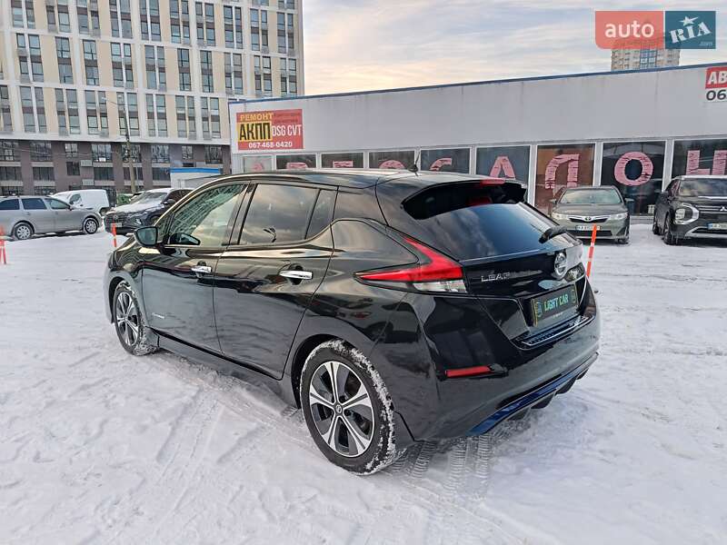Хэтчбек Nissan Leaf 2018 в Броварах