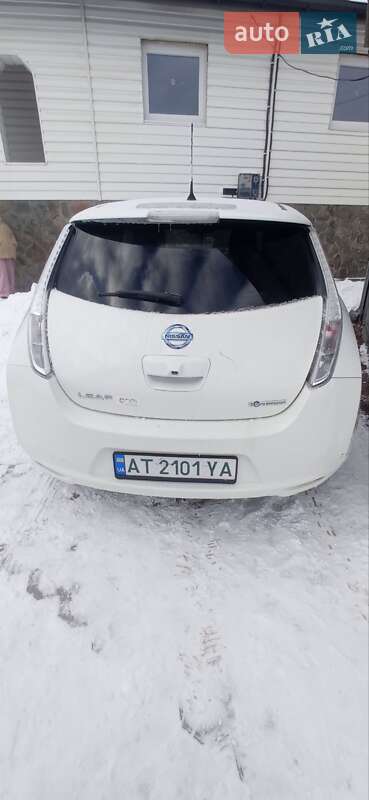 Хетчбек Nissan Leaf 2017 в Надвірній фото 9 Хетчбек Nissan Leaf 2017 в Надвірній