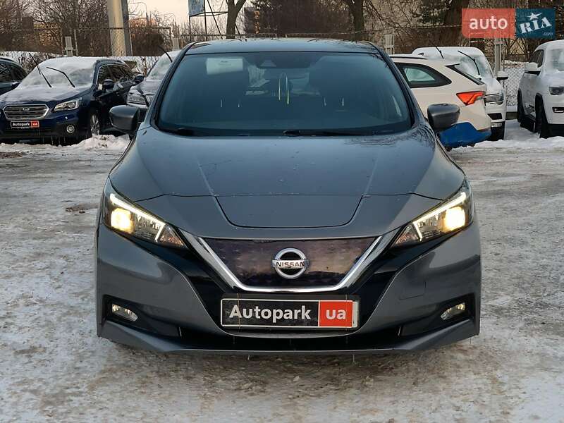 Хэтчбек Nissan Leaf 2020 в Виннице