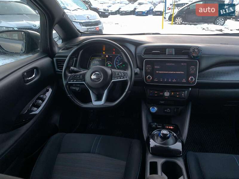 Хэтчбек Nissan Leaf 2020 в Виннице