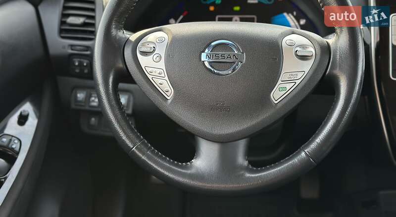Хэтчбек Nissan Leaf 2013 в Бережанах