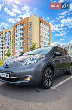 Хэтчбек Nissan Leaf 2014 в Виннице