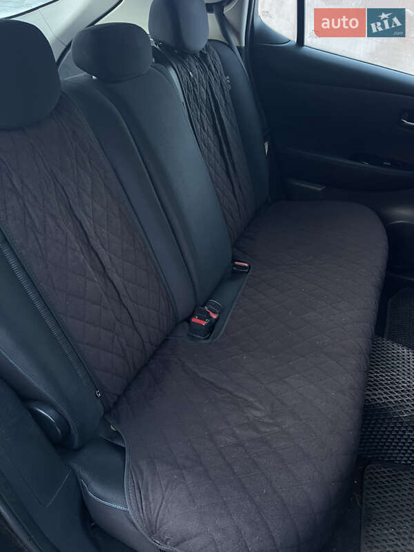 Хэтчбек Nissan Leaf 2018 в Одессе