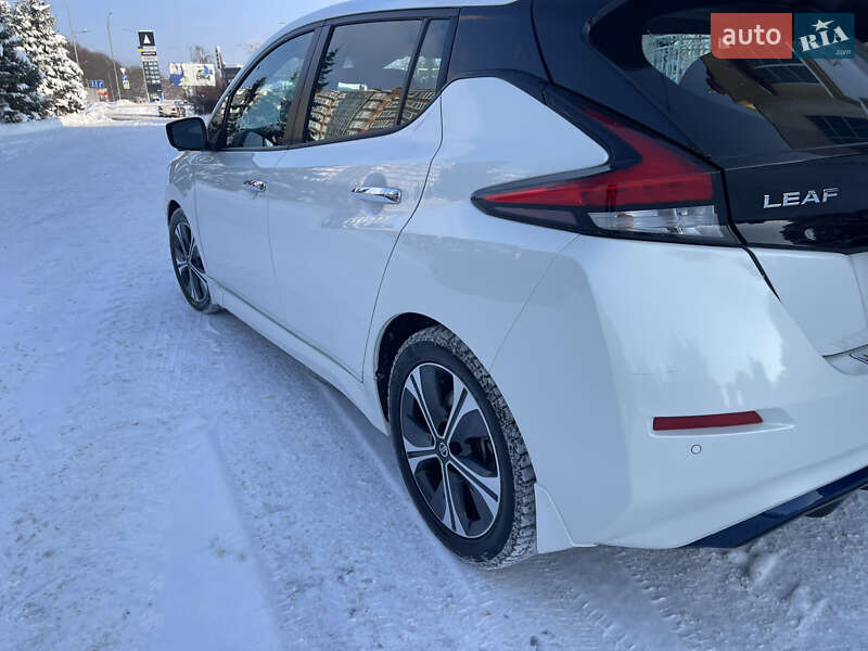 Хэтчбек Nissan Leaf 2020 в Тернополе фото 8 Хэтчбек Nissan Leaf 2020 в Тернополе