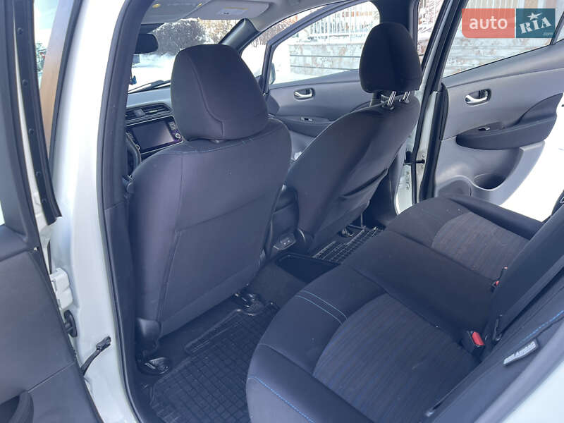 Хэтчбек Nissan Leaf 2020 в Тернополе фото 13 Хэтчбек Nissan Leaf 2020 в Тернополе
