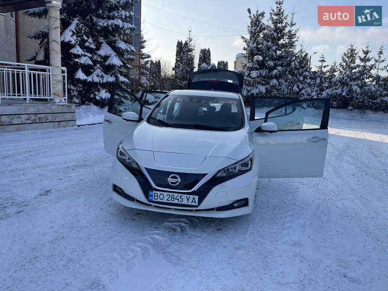 Хэтчбек Nissan Leaf 2020 в Тернополе фото 18 Хэтчбек Nissan Leaf 2020 в Тернополе