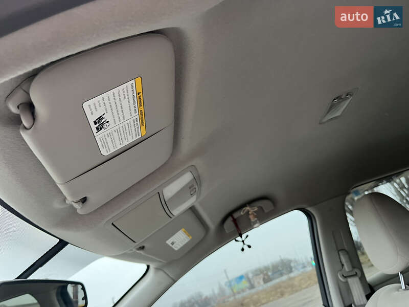 Хэтчбек Nissan Leaf 2012 в Белгороде-Днестровском