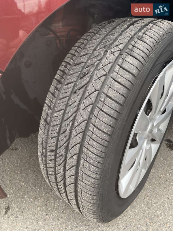 Хэтчбек Nissan Leaf 2017 в Днепре