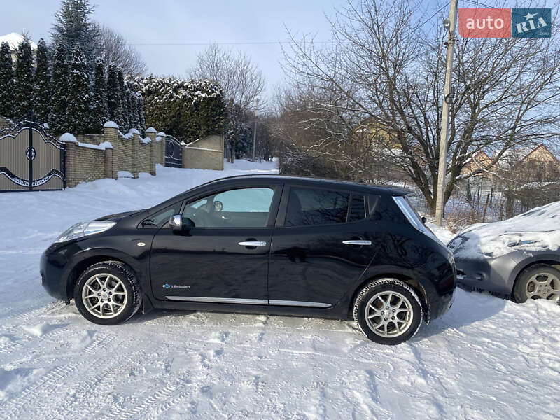 Хэтчбек Nissan Leaf 2014 в Черновцах