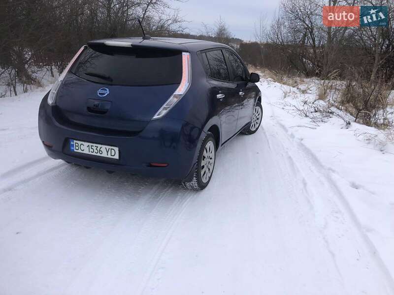 Хэтчбек Nissan Leaf 2017 в Львове