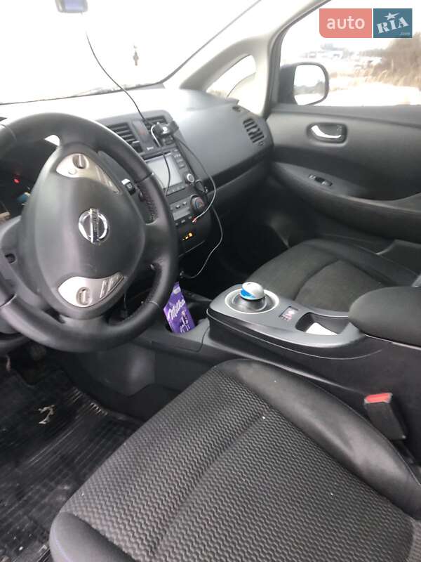 Хэтчбек Nissan Leaf 2017 в Львове