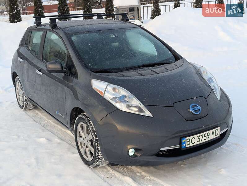 Хэтчбек Nissan Leaf 2013 в Дрогобыче